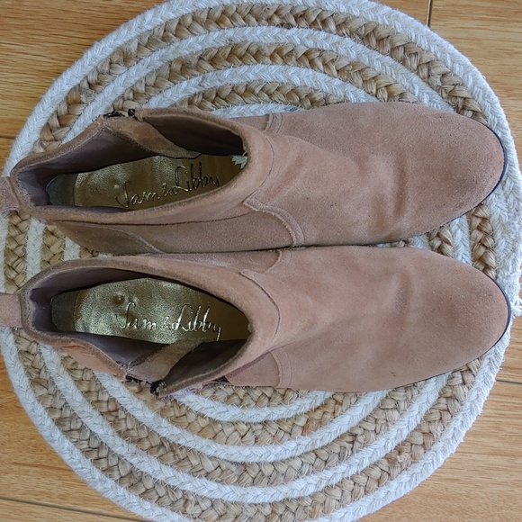 Sam & Libby Camel Tan Suede Ankle Booties Women's size 10 - Picture 7 of 12